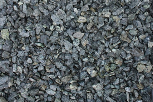 Kamenclub.ru: Щебень крошка зеленый (змеевик) фр. 10-20 мм.  купить в Тюмени змеевик зеленый, салатовый декоративная ландшафтная каменная крошка щебня 7 200 руб/т   фото КАМЕНЬ КЛУБ